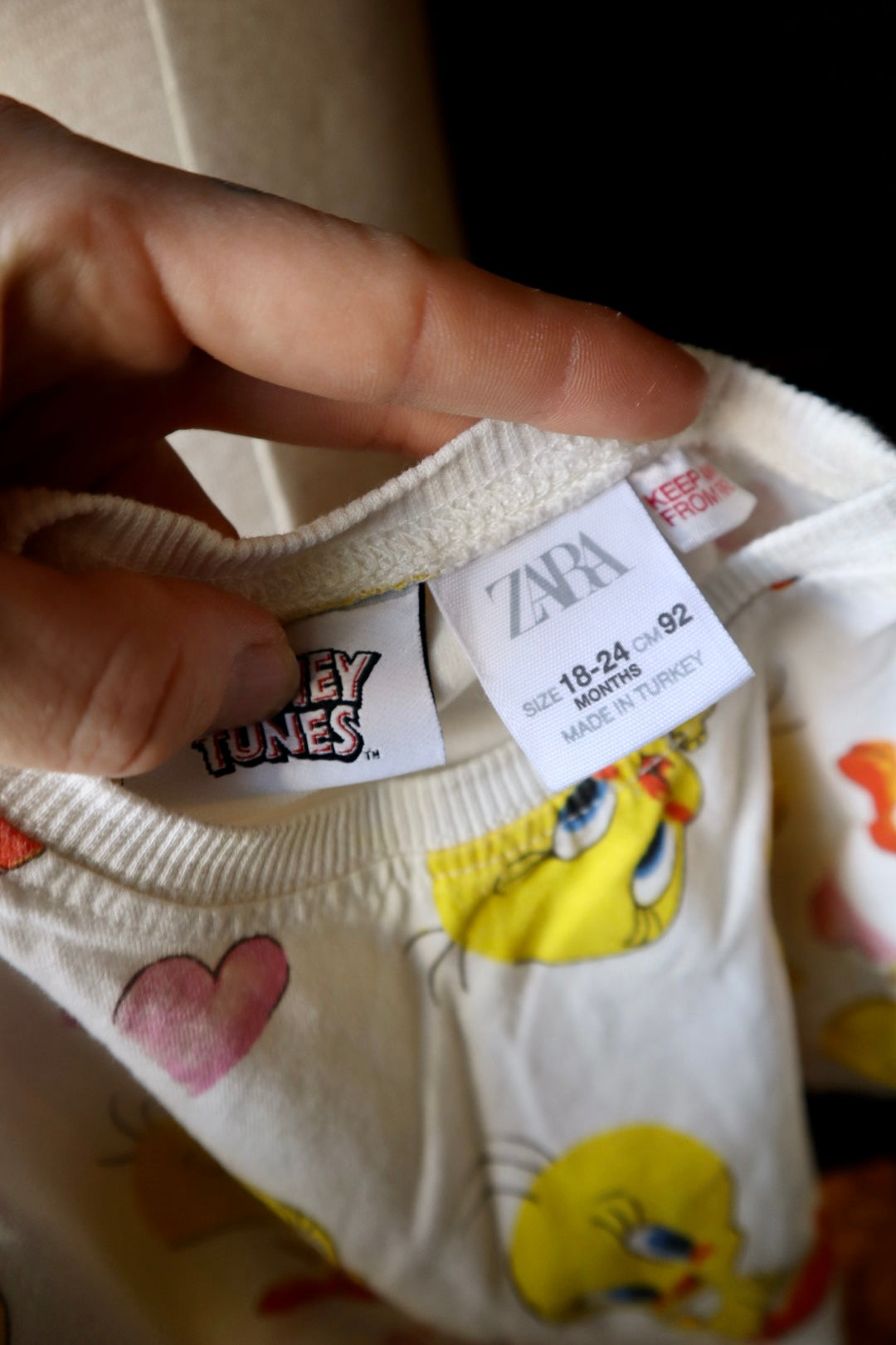ZARA, DISNEY TUNES, storlek 18-24 månader