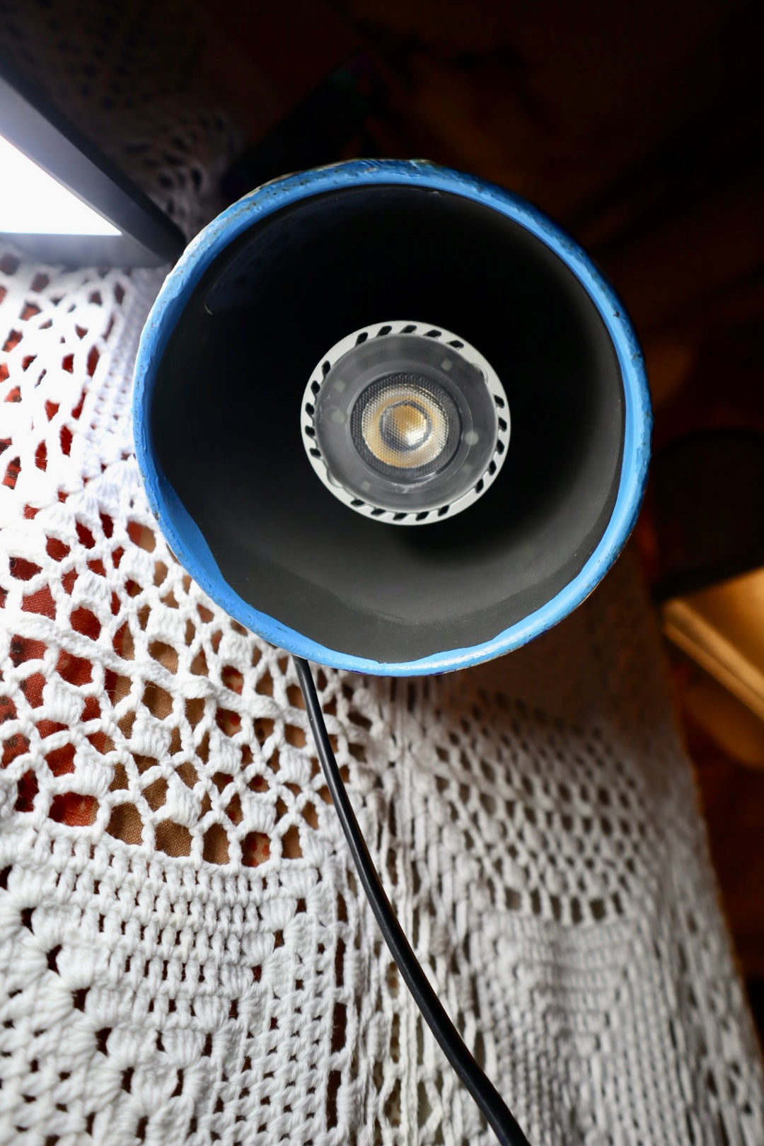 Gumman Tö ~ vägglampa