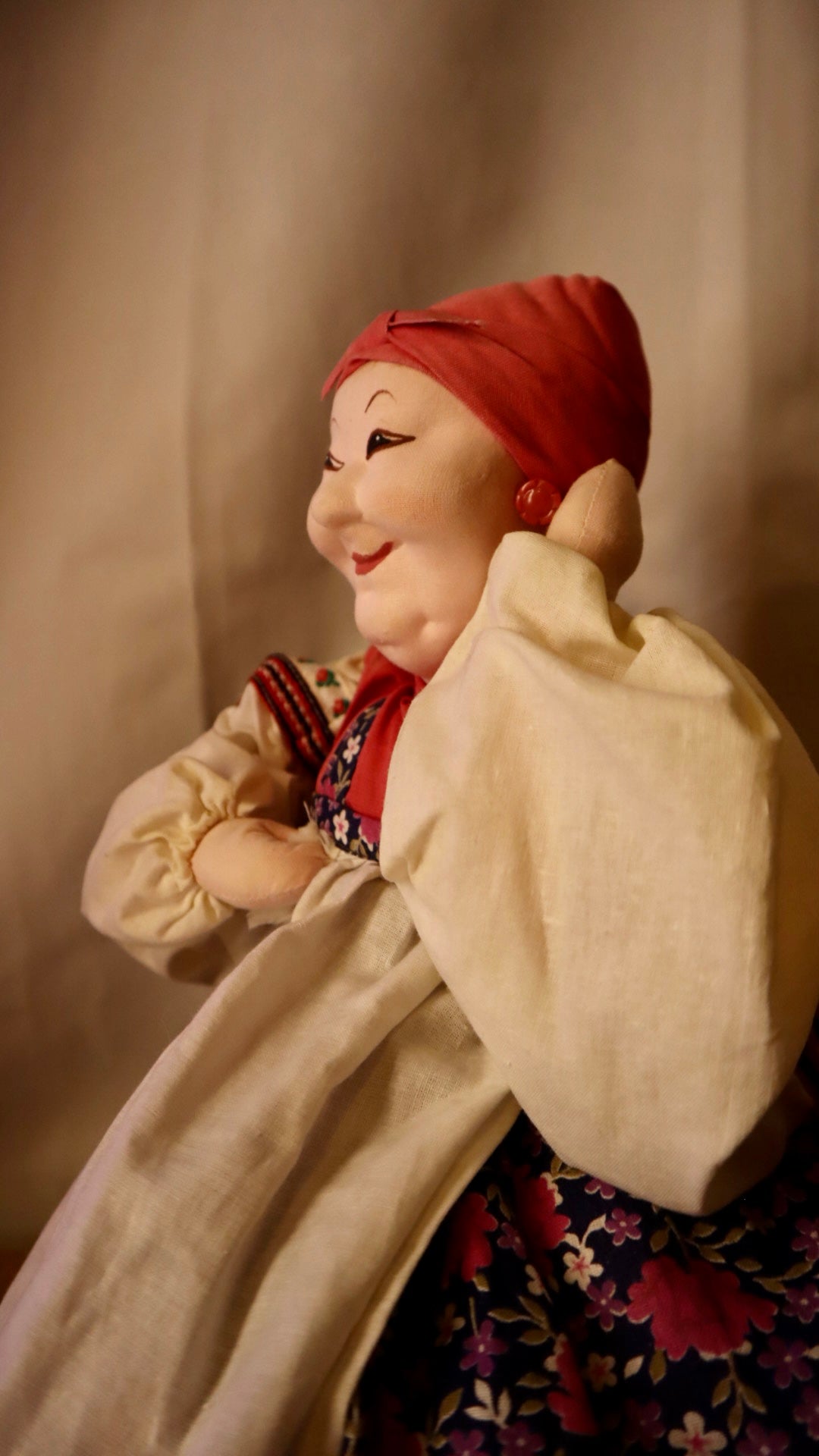 TEHUVA, RYSK FOLKDRÄKT, VINTAGE, HANTVERK