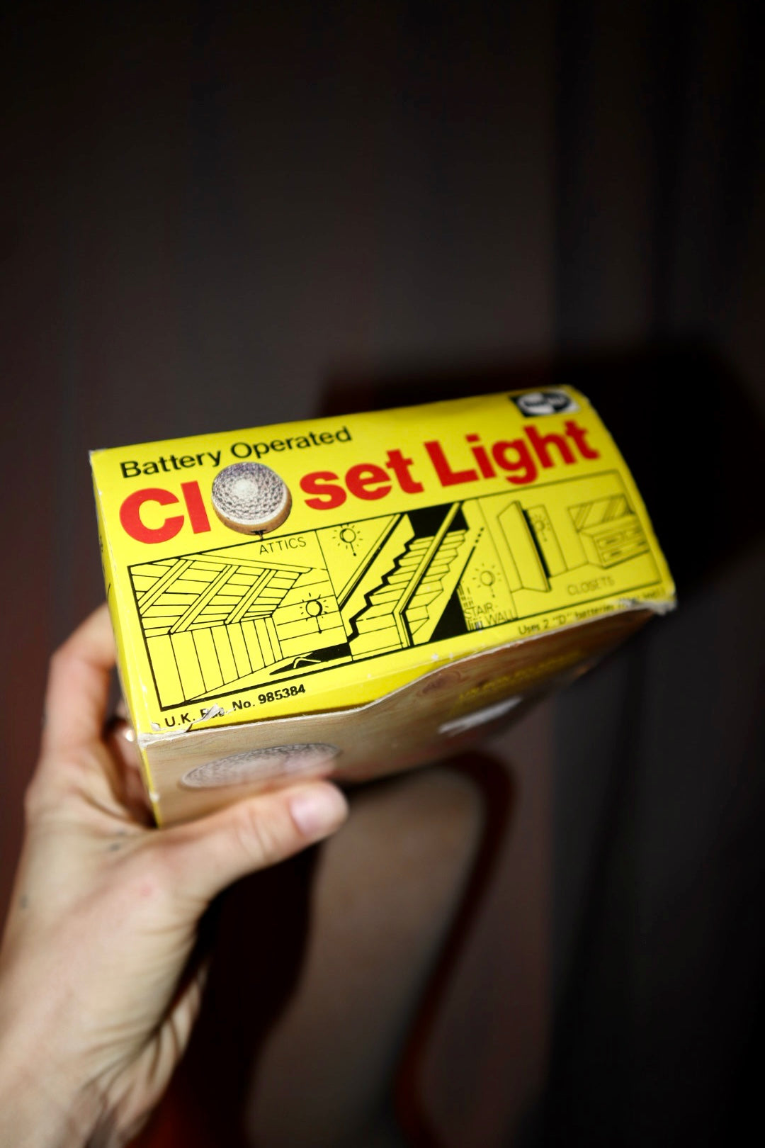 CLOSET LIGHT , RETRO