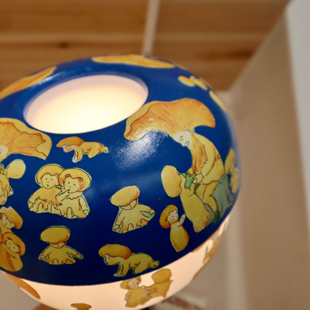 Blommornas bok ~ lampa (9)
