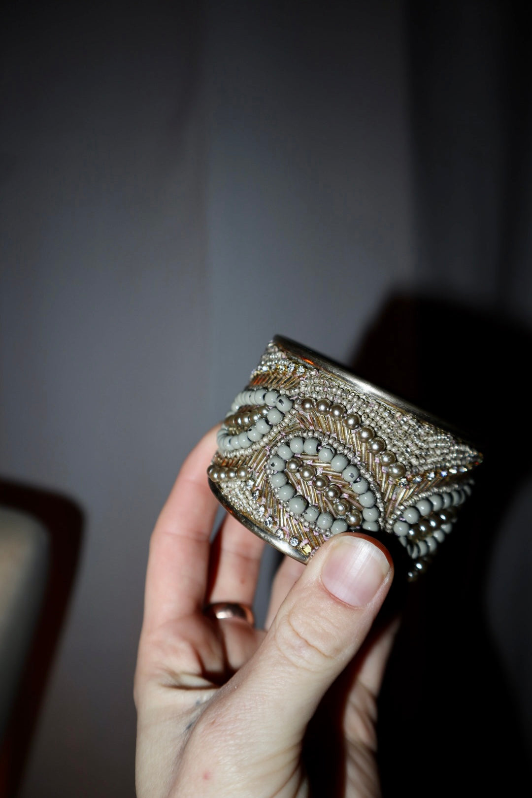 ARMBAND