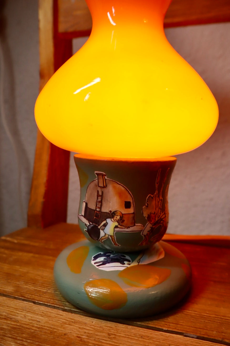 HATTSTUGAN ~ lampa