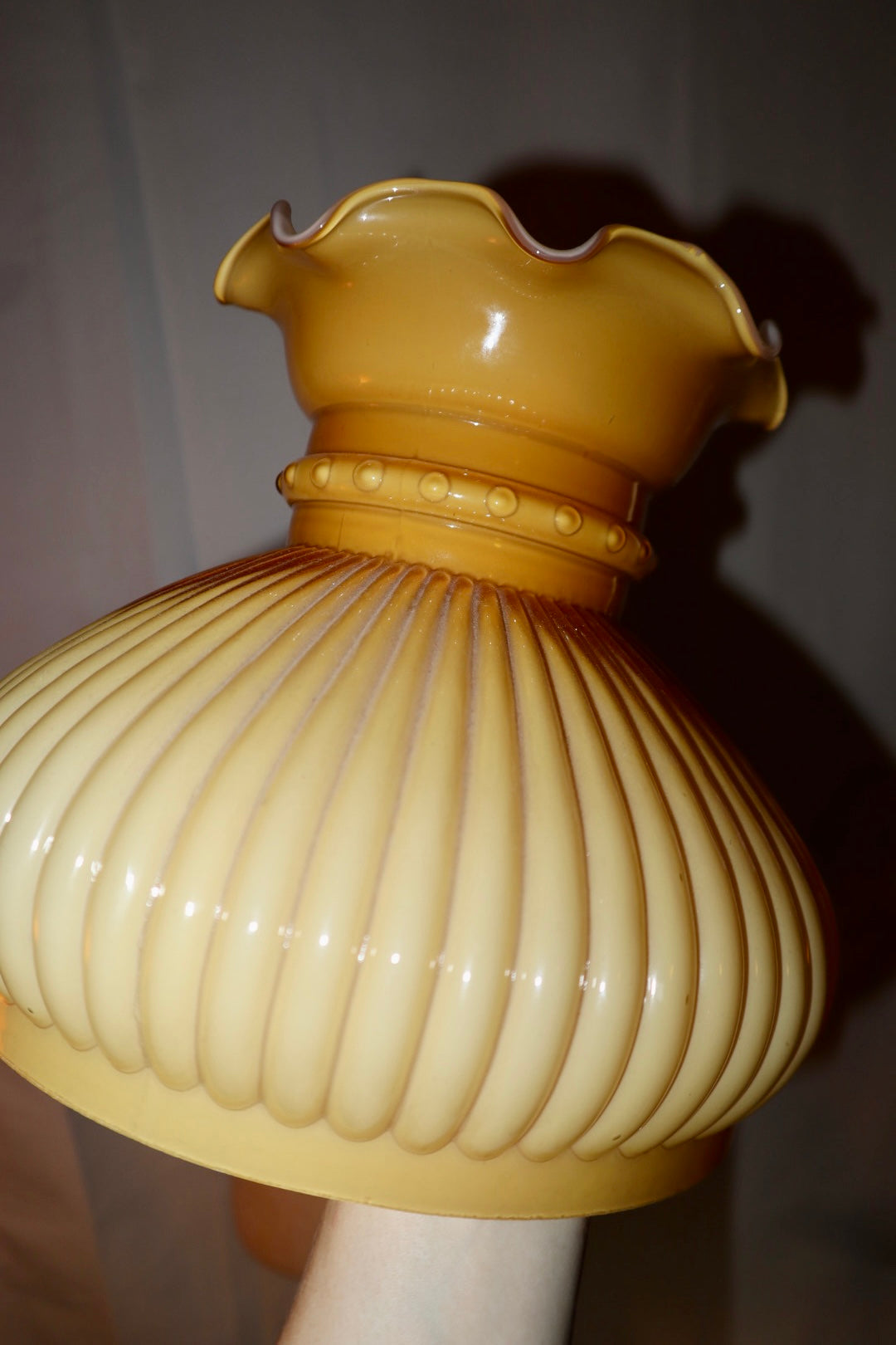 LAMPKUPA, glas
