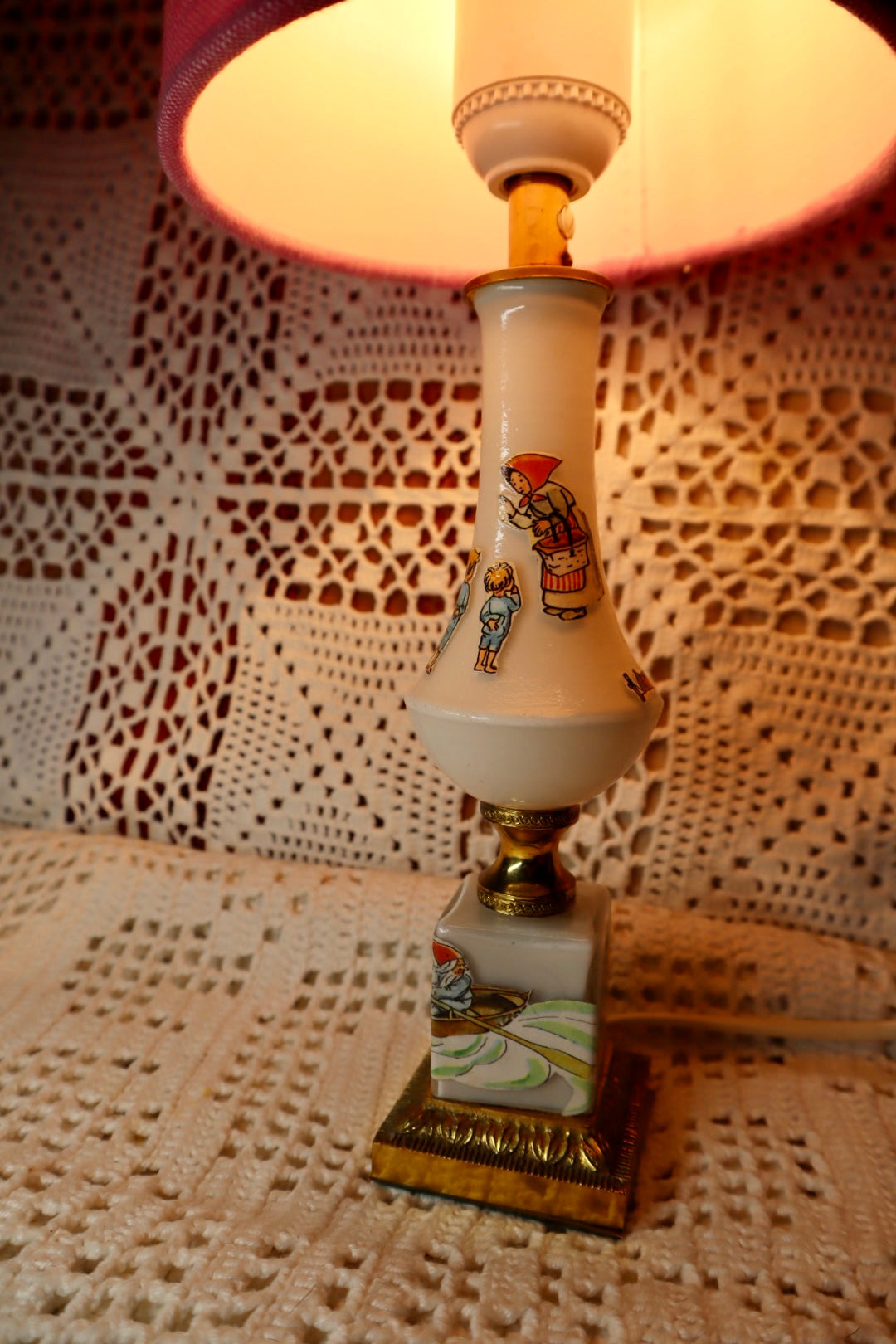 Hattstugan lampa