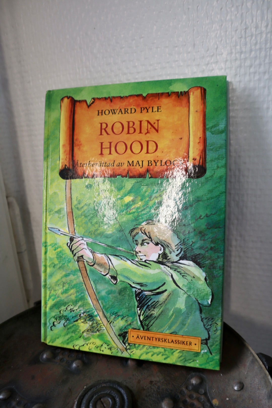 ROBIN HOOD