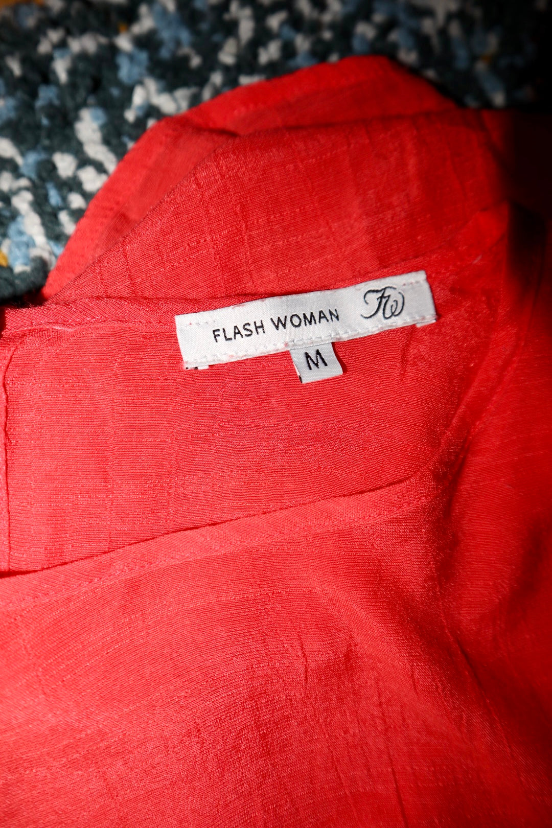 BLUS ~ storlek M