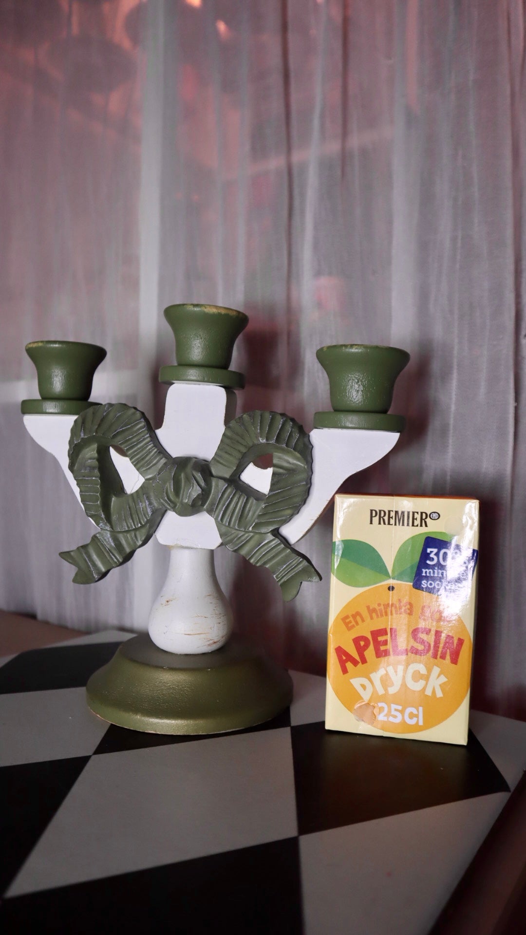 LJUSSTAKE