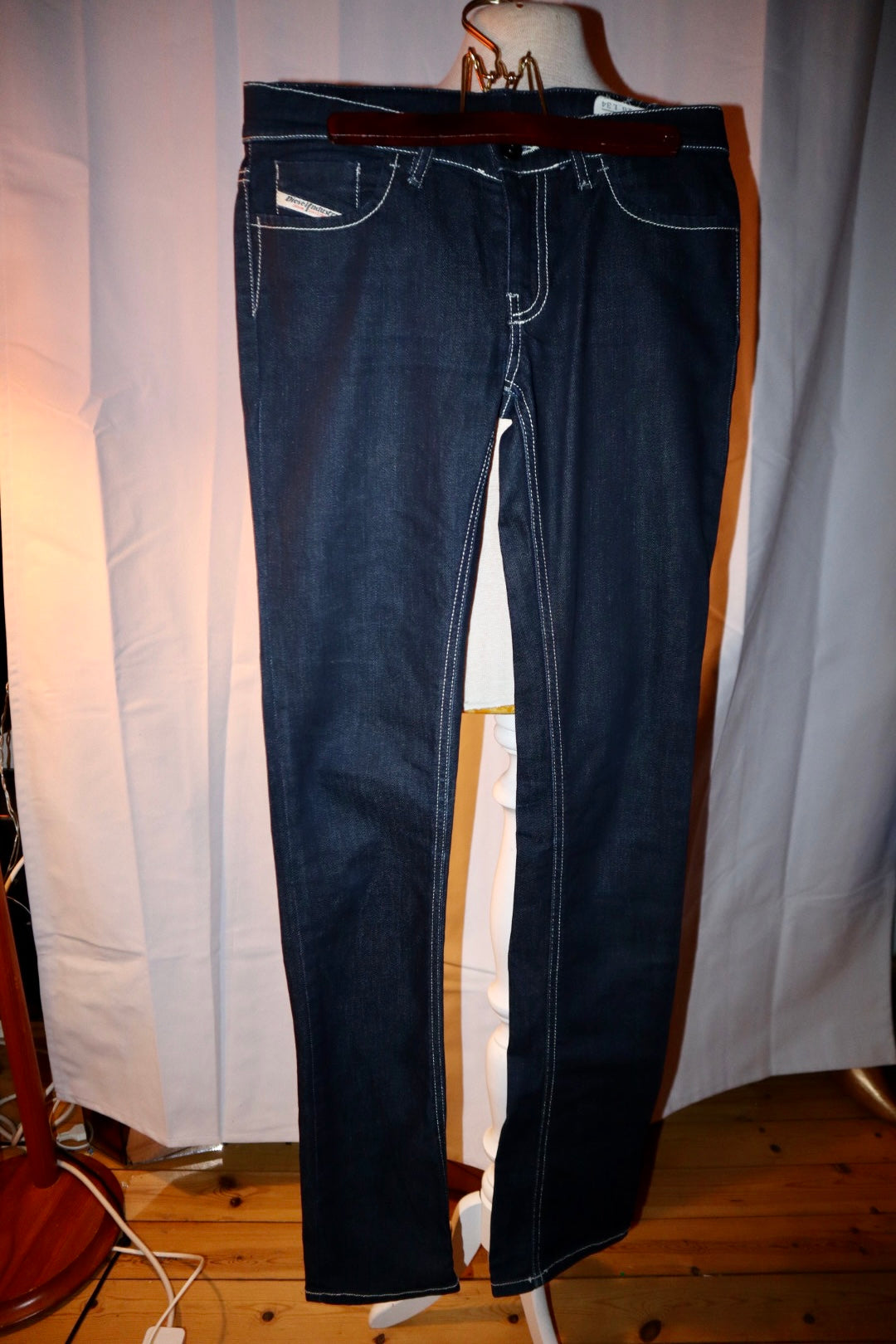 DIESEL JEANS, W 26, L 34