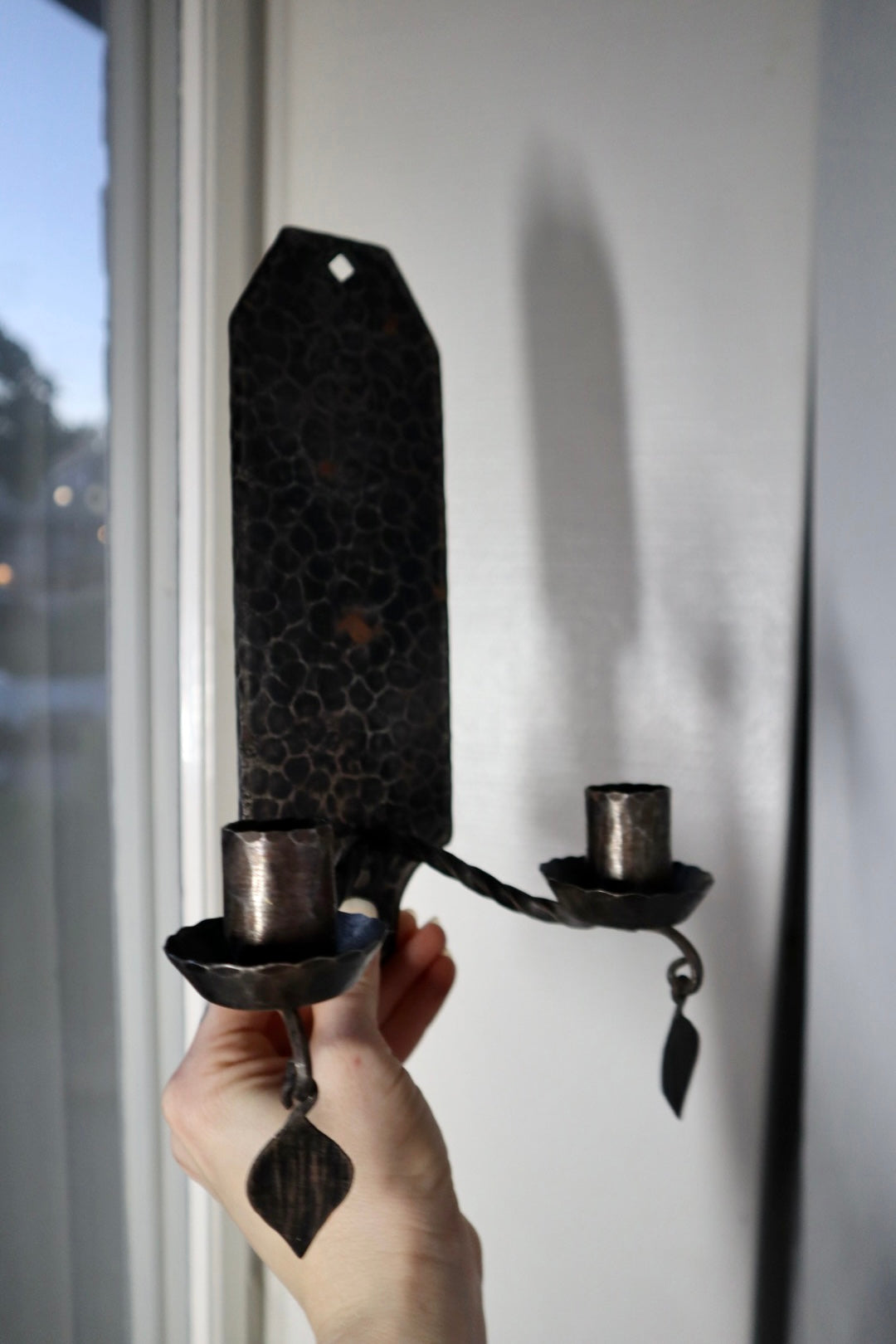 Väggljusstake ~ smide