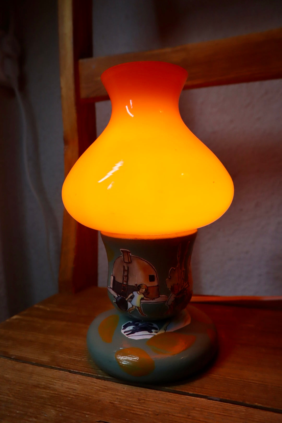 HATTSTUGAN ~ lampa