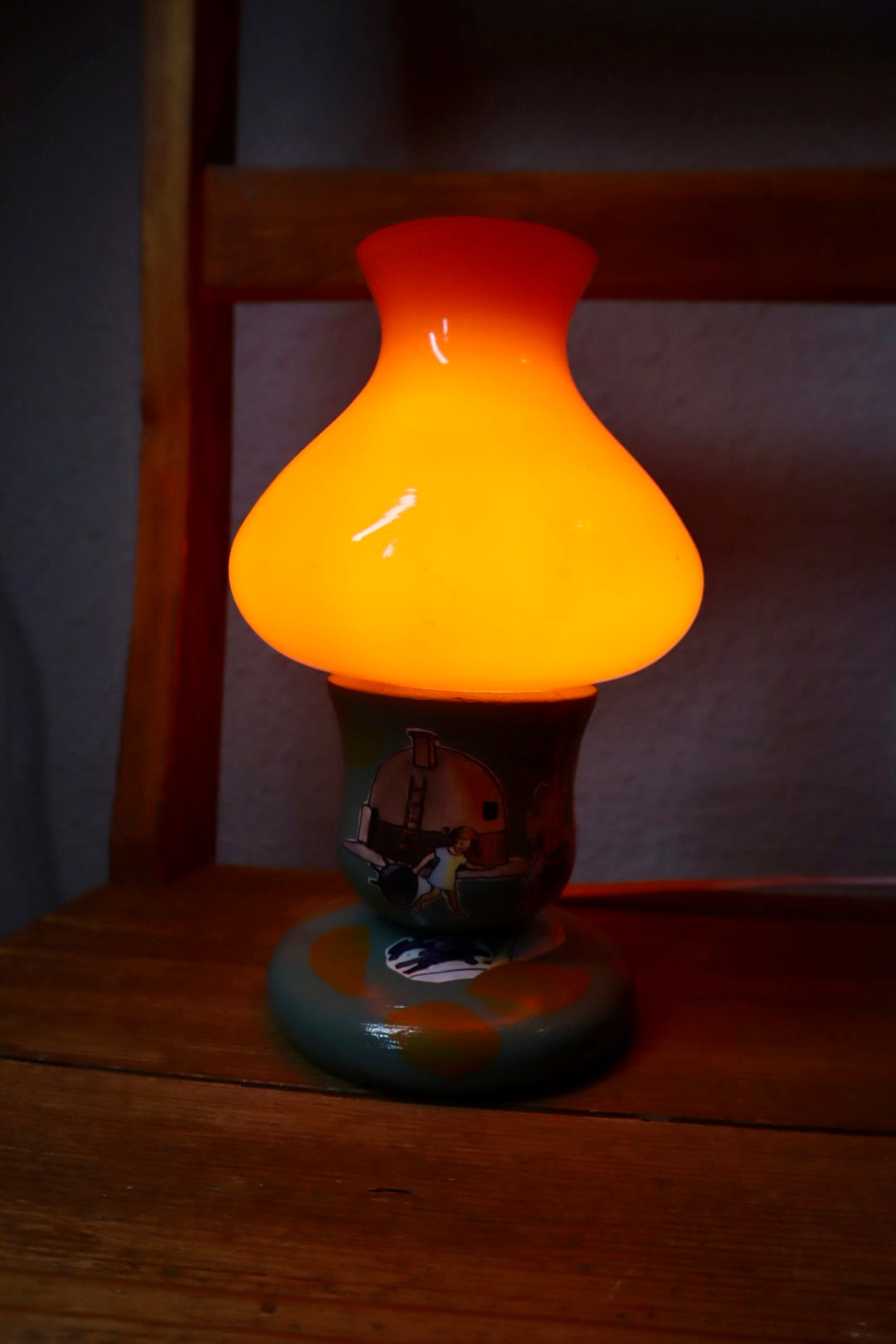 HATTSTUGAN ~ lampa