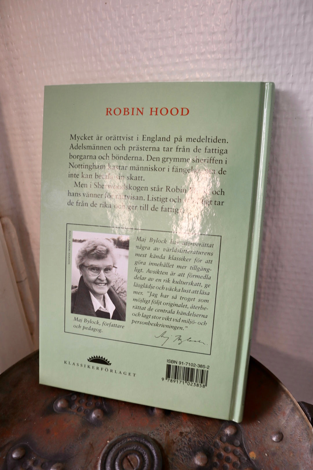 ROBIN HOOD