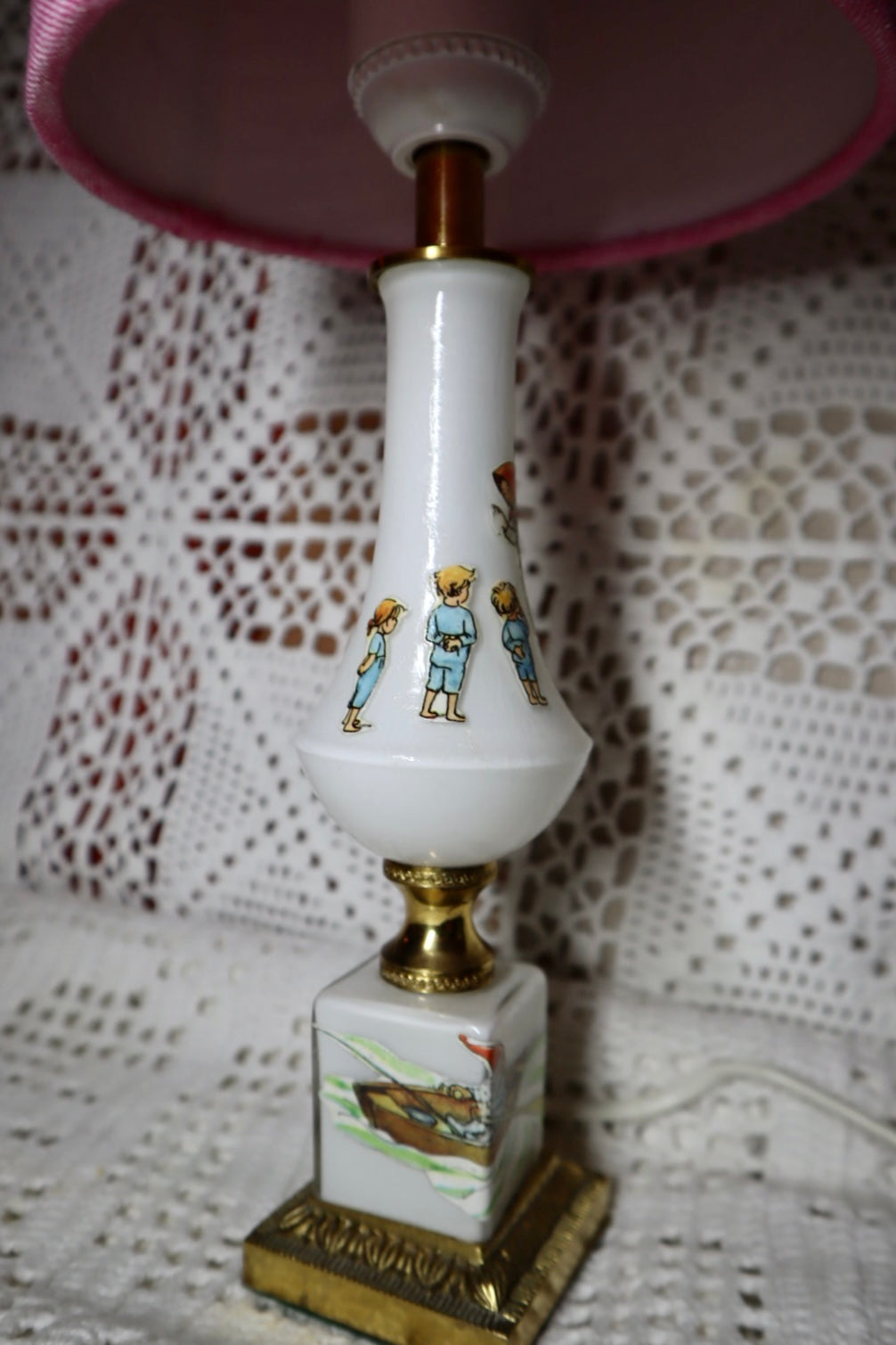 Hattstugan lampa
