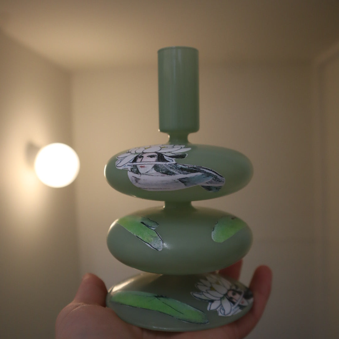 DROTTNING NÄCKROS ~ ljusstake (16)