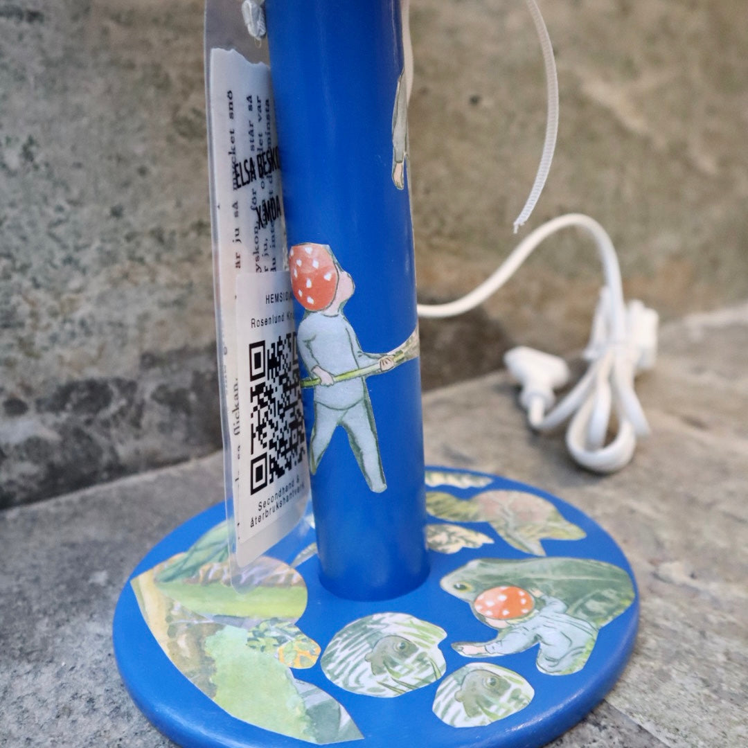 Tomtebobarnen ~ lampa