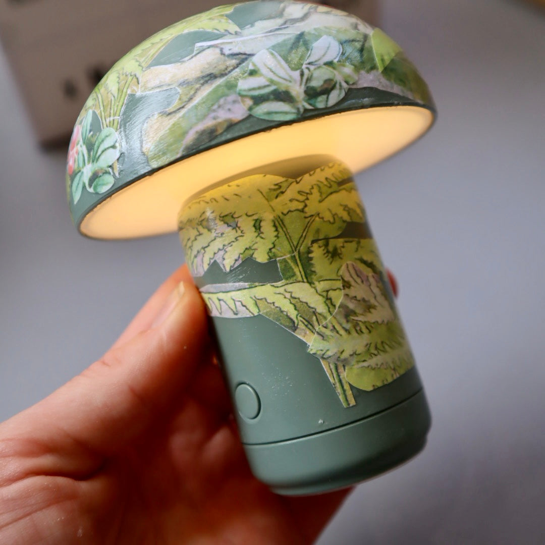 Tomtebobarnen ~ lampa spinello (5)