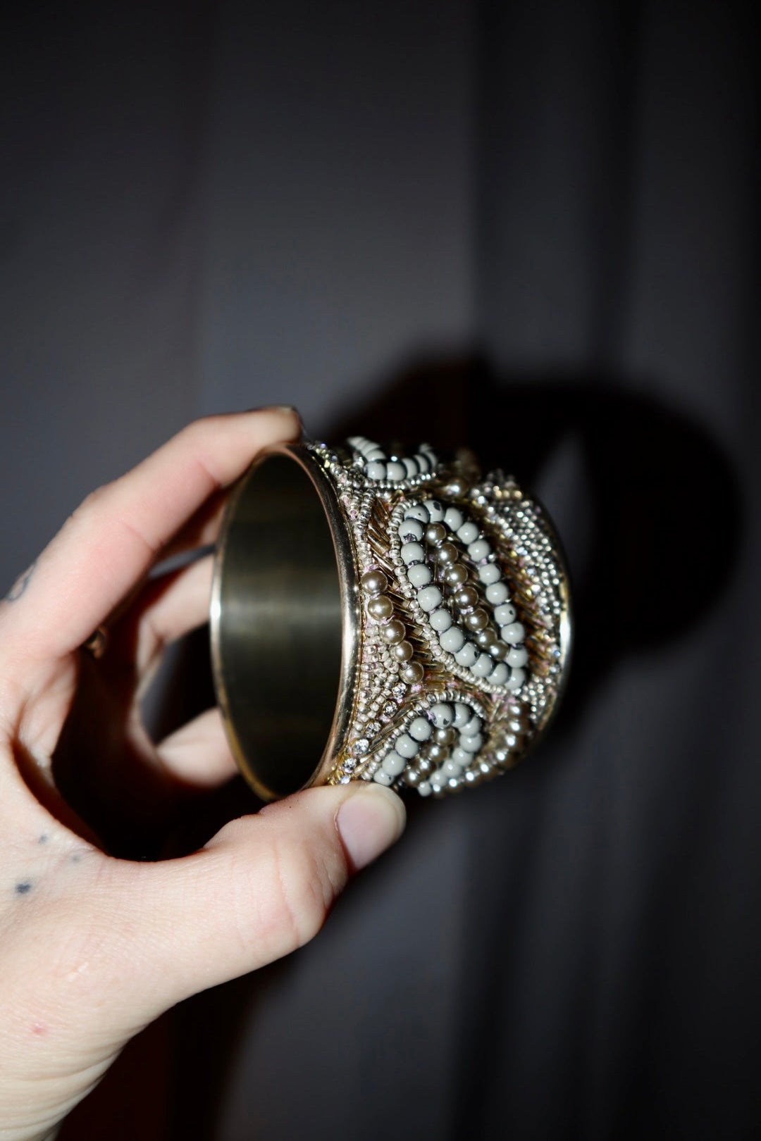 ARMBAND