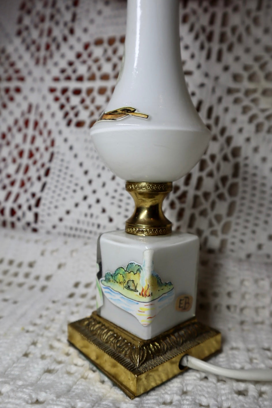 Hattstugan lampa