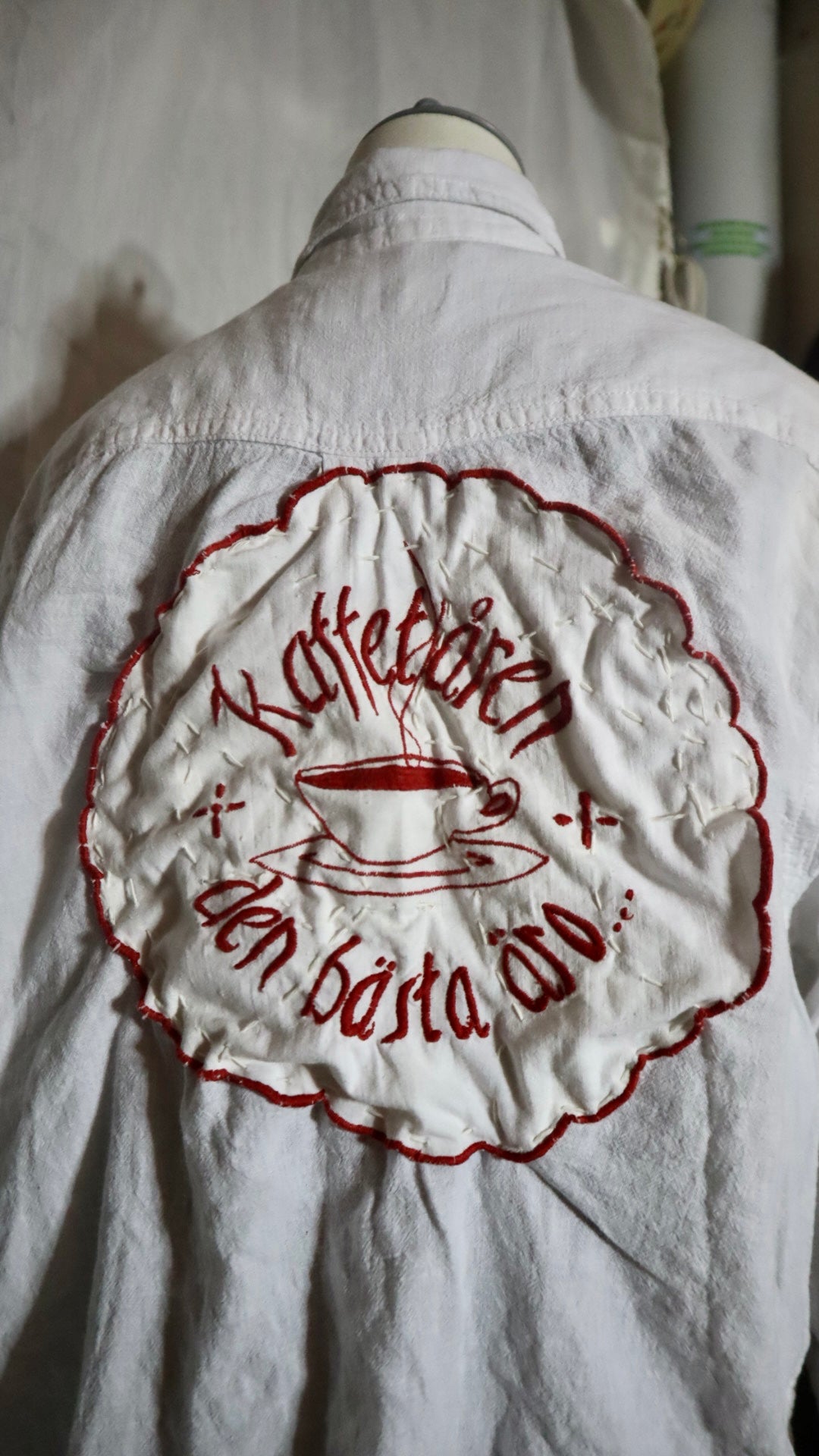 KAFFETÅREN ÄR DEN BÄSTA, skjorta, storlek L