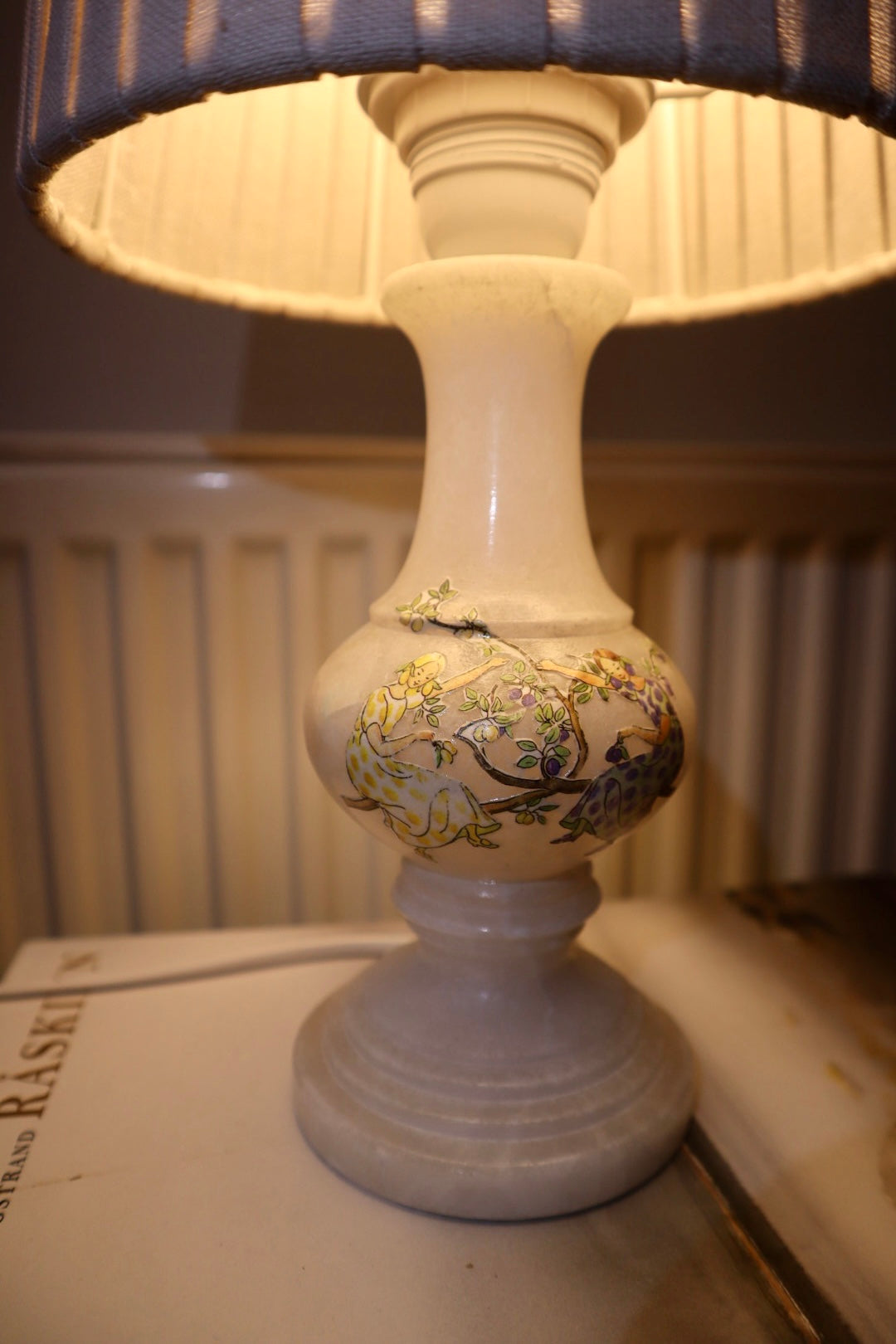 Elsa Beskow x Moa ~ lampa