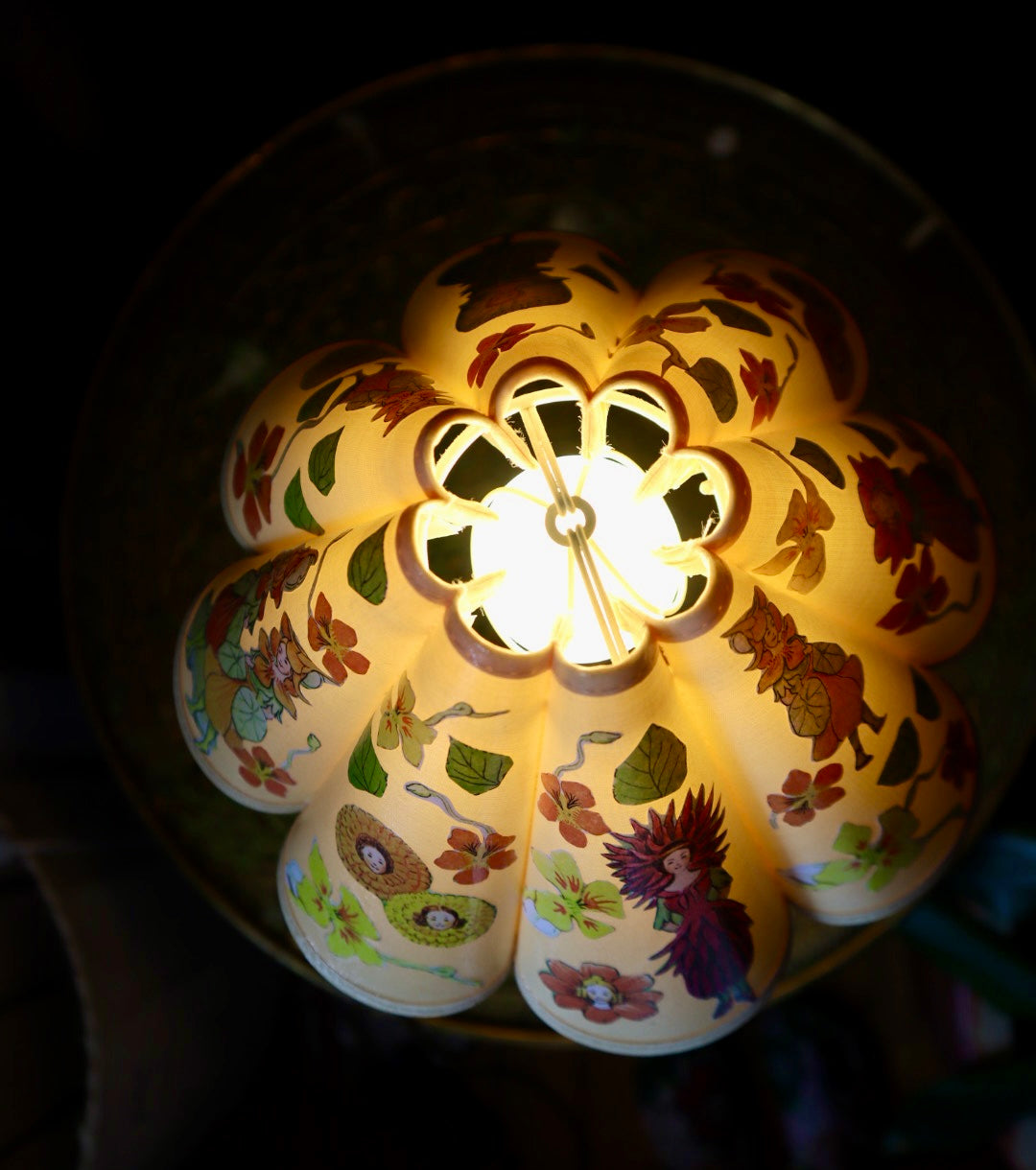 Liten i trädgården ~ lampskärm