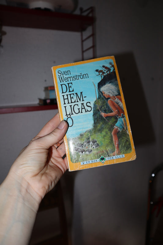 DE HEMLIGAS Ö