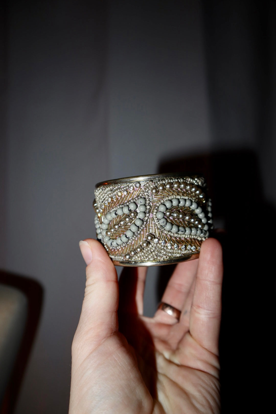 ARMBAND